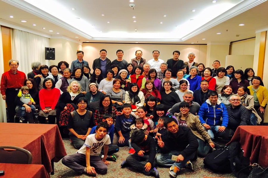 与希腊圣徒相调