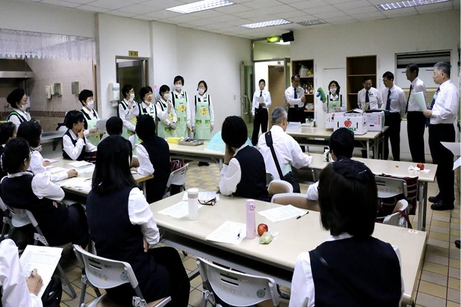 %e5%8f%b3%e9%82%8a%e9%80%99%e4%ba%9b%e6%95%99%e6%8e%88%e5%bc%9f%e5%85%84%ef%bc%8c%e5%b9%b3%e6%99%82%e9%83%bd%e6%98%af%e4%ba%ba%e5%ae%b6%e8%81%bd%e4%bb%96%e5%80%91%e8%aa%aa%e8%a9%b1%ef%bc%8c%e5%88%b0